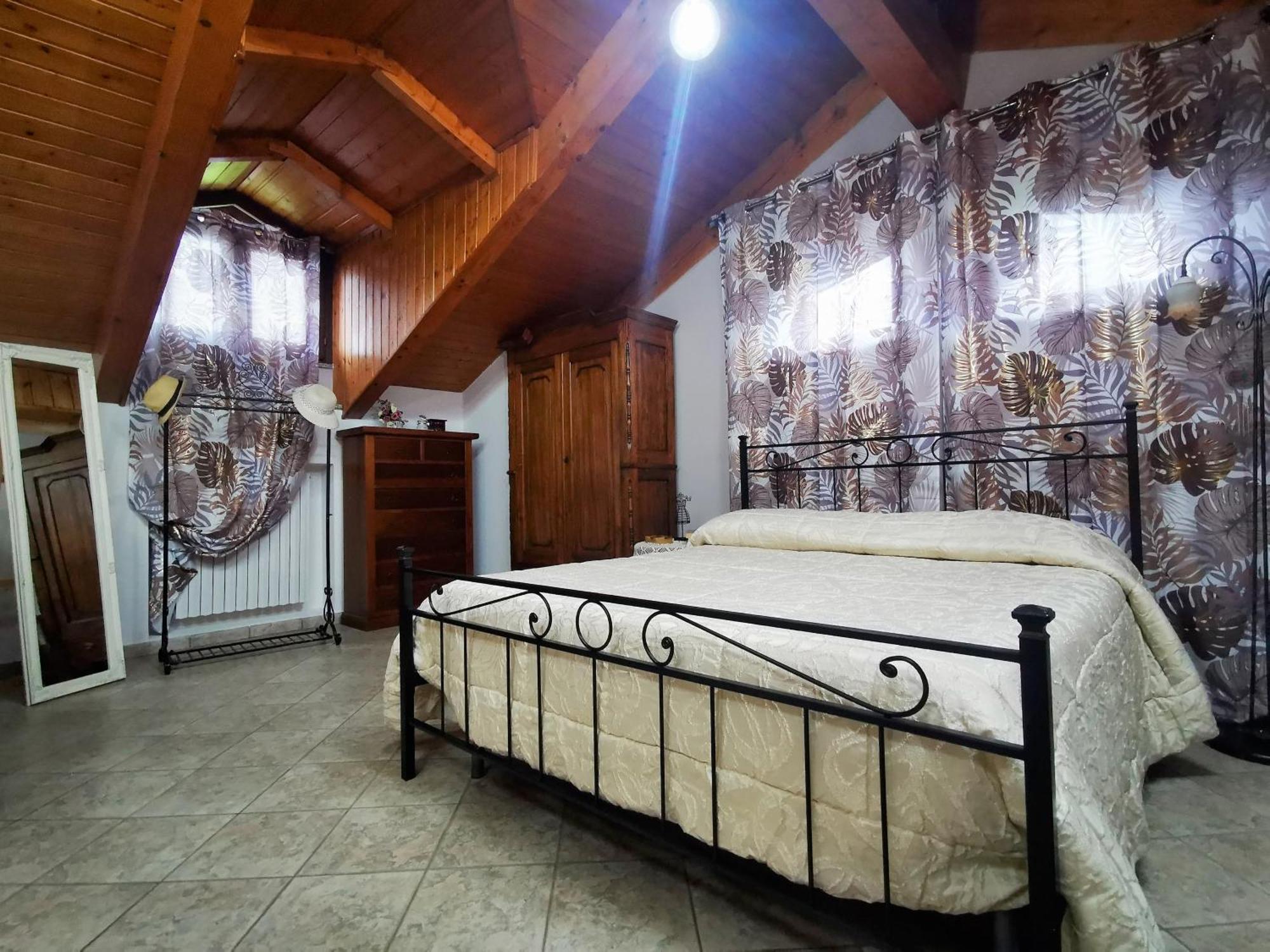 Orto Del Pettirosso Apartment Front Bagian luar foto