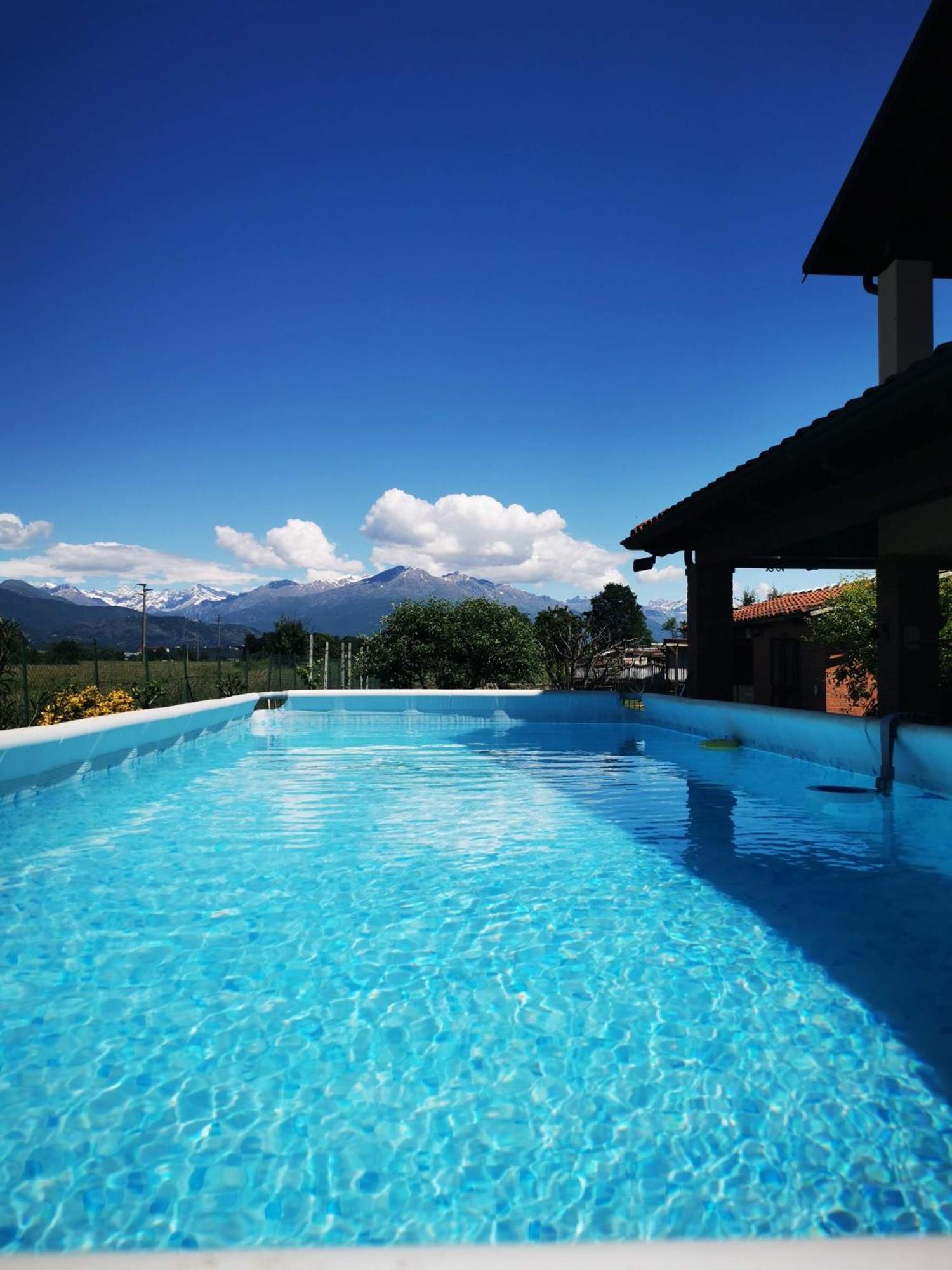 Orto Del Pettirosso Apartment Front Bagian luar foto